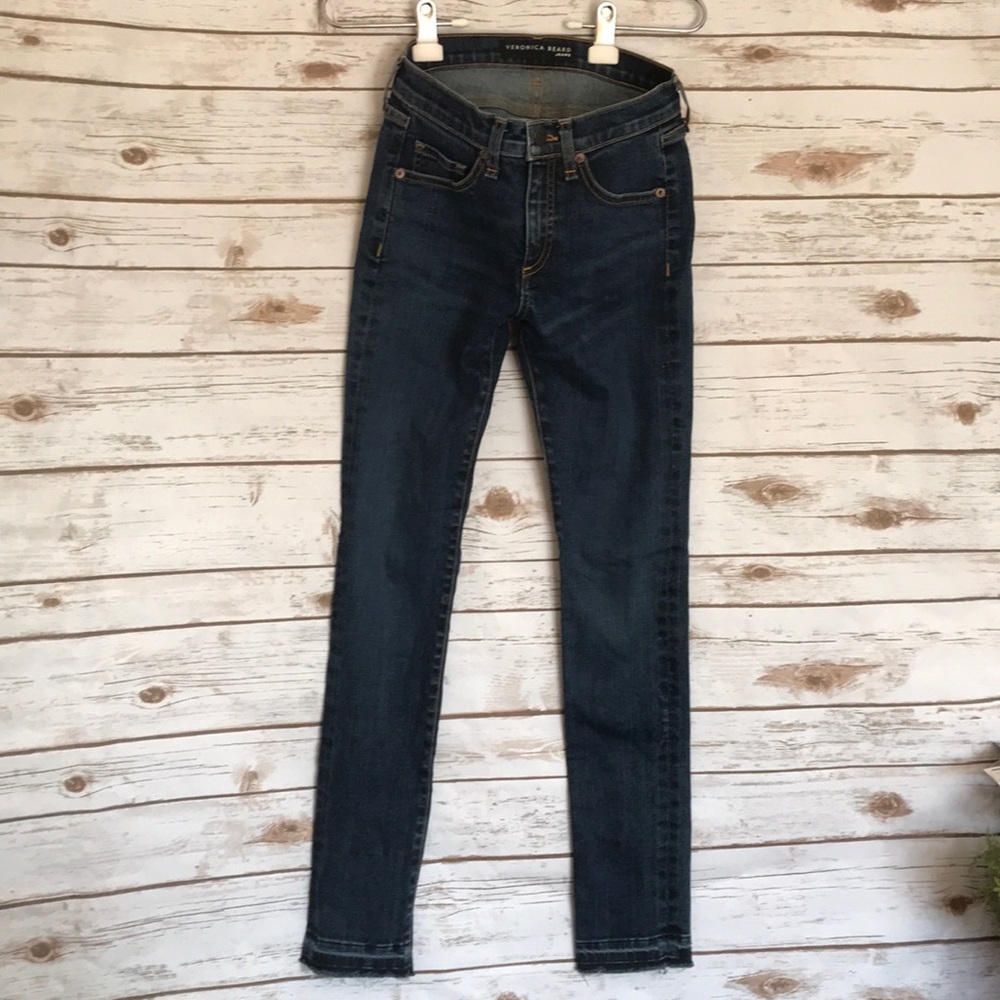 Veronica Beard • fray edge blue denim jeans